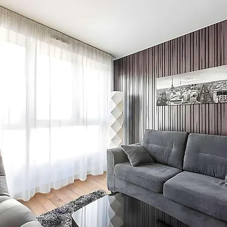 Paris Apartment Clichy
