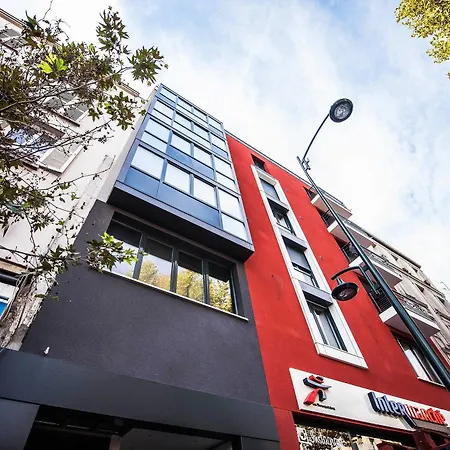 巴黎克利希公寓式酒店