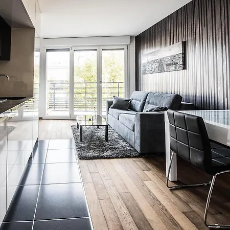 Paris Apartment Clichy
