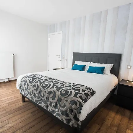 Apartment Paris Clichy